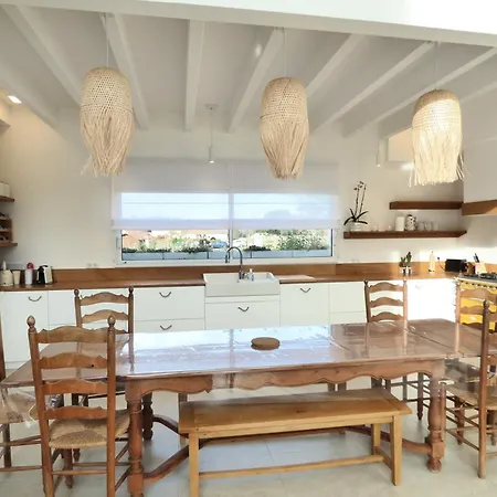 Villa Heliosea, Piscine Chauffee, Jacuzzi, Climatisation Léon