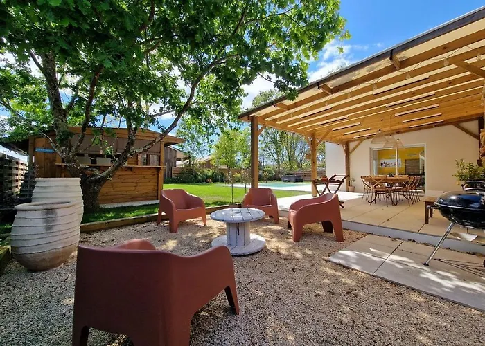 Villa Heliosea, Piscine Chauffée, Jacuzzi, Climatisation Léon